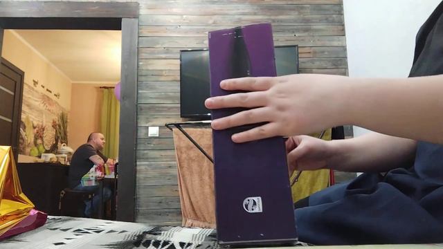 Подарочек