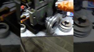 Замена подшипников на шкале токарном станке  универсал 3