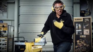 Dewalt DCS373 18V XR Cordless Metal Cutting Circular Saw