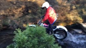 Trial Honda 220 TLM