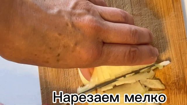 Очень вкусные и сочные чебуреки.#рецепт #вкусно #чебурекисмясом #смясом