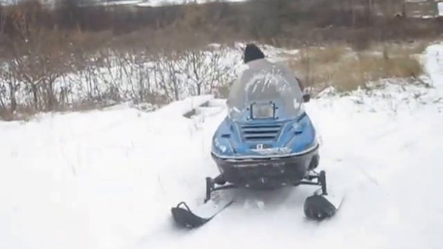 первый снег на снегоходе 2015. Рысь с Лифаном.4т. смотреть онлайн