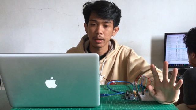 GETTING STARTED ARDUINO / LEARN ARDUINO | EP1 | ARDUINO UNO WITH RGB LED смотреть онлайн