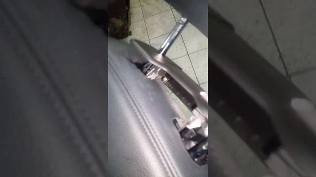 Снятие подголовника audi q3, q5, q7, 3, 6, 7, 8 смотреть онлайн