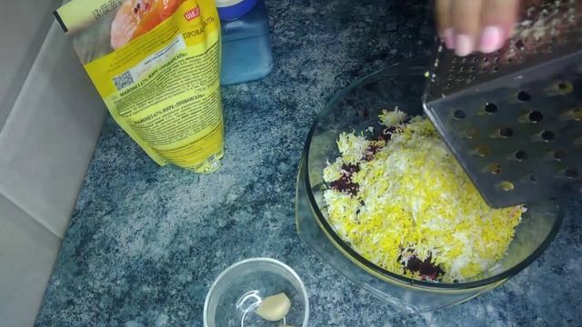 САЛАТ ИЗ БУРЯКА (простой салат из свёклы)/BURYAK SALAD (simple beetroot salad) смотреть онлайн