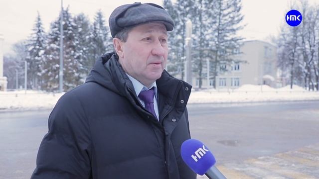 Уборка дорог от снега главная задача коммунальщиков. смотреть онлайн