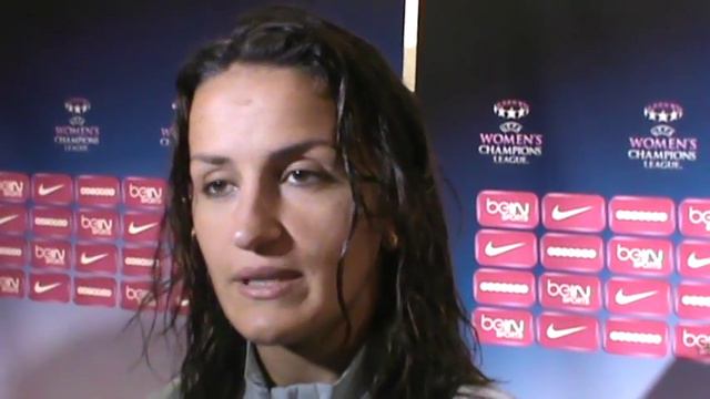 Réaction de Fatmire Alushi suite au match nul du PSG face à Lyon смотреть онлайн