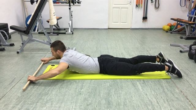 Упражнение для спины и правильной осанки. Укрепляем и качаем мышцы спины в домашних условиях! смотреть онлайн