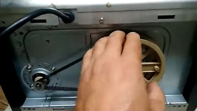 Замена ремня привода на хлебопечки OURSSON смотреть онлайн