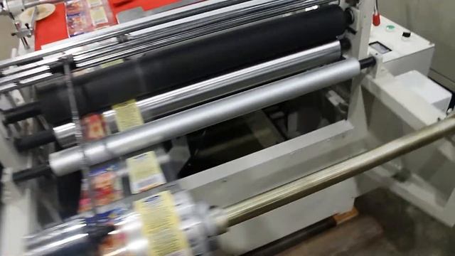 Линия для производства пакетов. Полурукав. Машина ZB-1400 смотреть онлайн