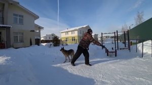 безоборотное метание ножа плоский хват