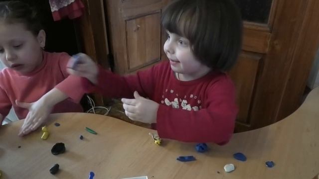 Лепим из пластилина!)
