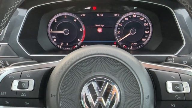 Approved Used Volkswagen Tiguan R-Line 2.0BiTDI 240PS 4Motion DSG in Pure White - MM17OBB смотреть онлайн