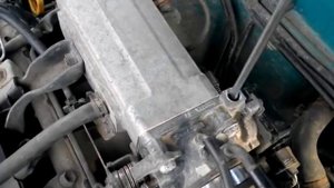 Toyota Corolla E10 - корректировка холостого хода