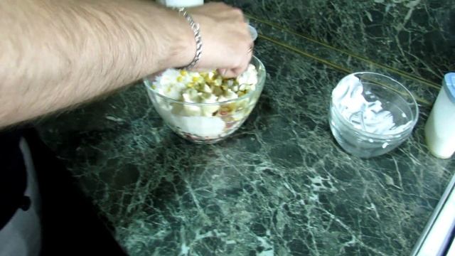 Крабовый салат, вкуснотища!
