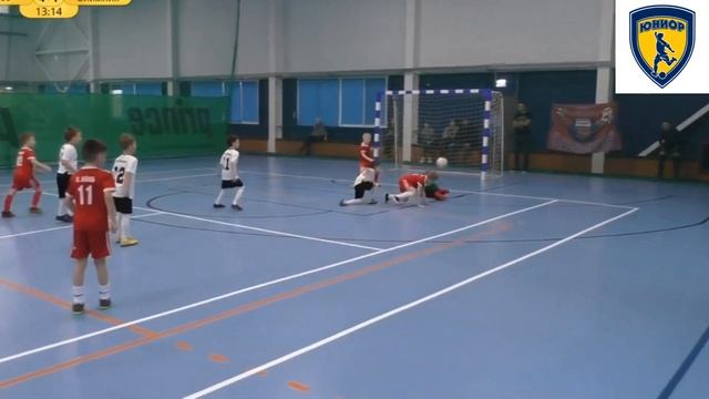 7-летний вратарь Сева Сычёв - 20 лучших сейвов на турнире по футболу в Смоленске смотреть онлайн