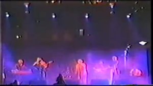 Dino Merlin - Nemam Ja 18 Godina Uzivo (Vjecna Vatra 1999) HQ Audio