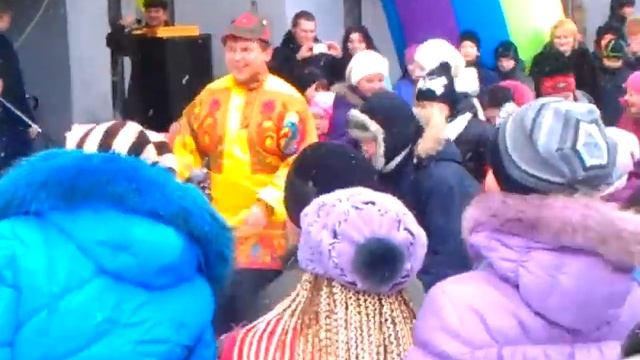 Масленица будет яркой с фольклорным ансамблем  у барина