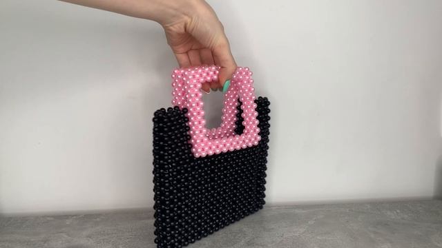 HANDMADE Сумка из жемчужных бусин с квадратными ручками/ Square Bead Bag смотреть онлайн