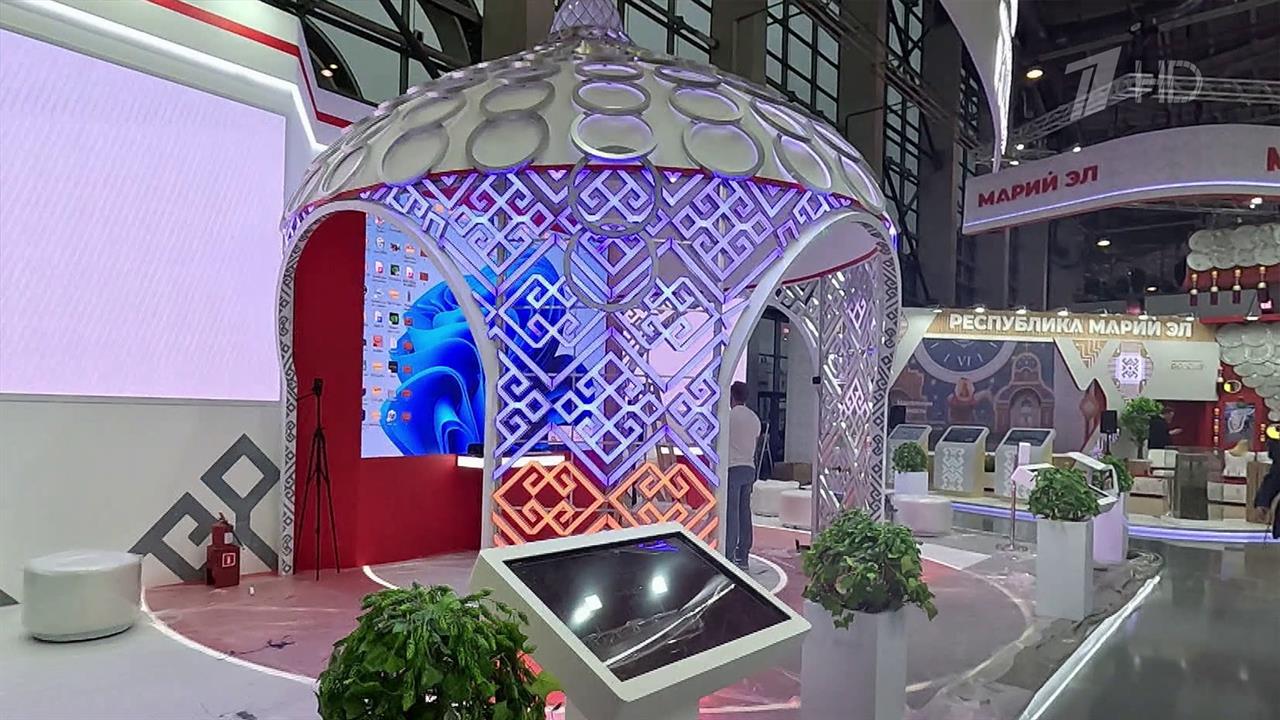 Считанные часы остаются до открытия Международной выставки-форума "Россия" на ВДНХ