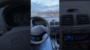 Хендай акцент , салон