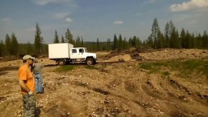 Газон Егерь застрял и выезжает сам