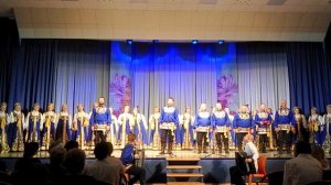 "Как жить?" на слова старца Амвросия и Г. Заволокина  исп. Хор русской песни "Московская сторонушка