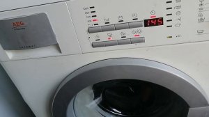 проверка стиральной машины AEG LAVAMAT L 1049 после замены датчика уровня воды ошибка E 20 пропала.