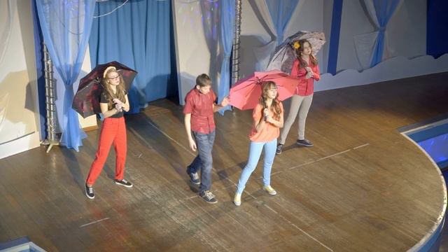 Clip for the song "School time" (Spanish version T. Ovsienko s. Areseneva, metro Zubkova) смотреть онлайн