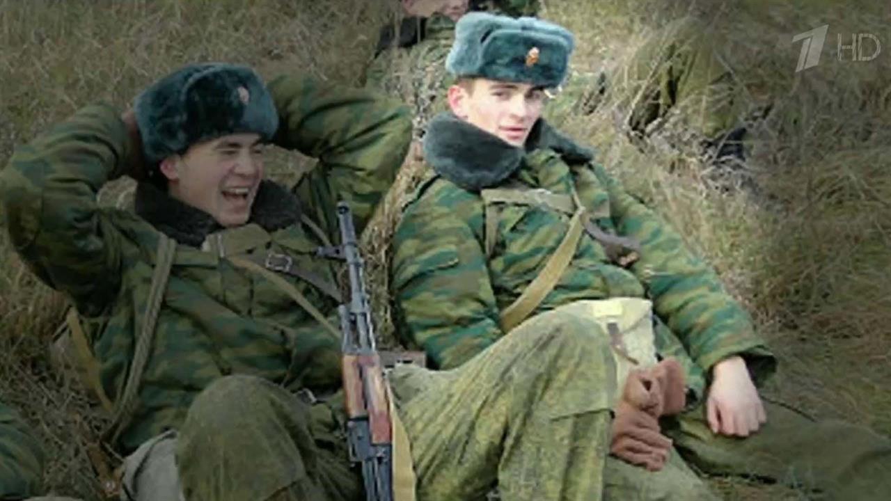 Тело Героя России Александра Прохоренко доставлено в Москву