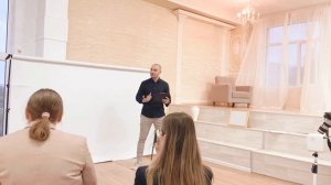 КТО рассказывает историю