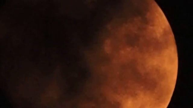 Lua Vermelha - 28/09 - Nikon P530 смотреть онлайн