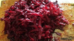 Тушеная свекла