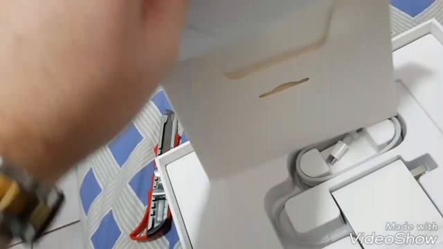 Unboxing Xiaomi Air 12 Gold смотреть онлайн