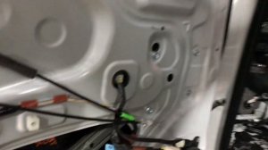 Toyota RAV4 "установка тишины", будем клеить шумоизоляцию Comfort Mat, обесшумливать салон по полно