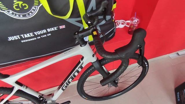 Необзор гравела Giant Revolt 1 Advanced 2021 часть 2. sportone.kz смотреть онлайн