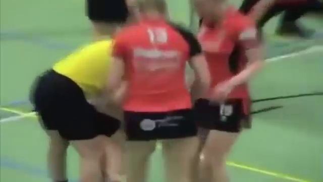 "Развратный судья" смотреть онлайн