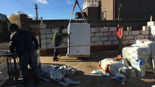 ГАРАЖ 10 на 10 СВОИМИ РУКАМИ НА УЧАСТКЕ 12 СОТОК