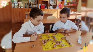 Сянци в гимназии №2 Минска. Играем в сянци и решаем задачи на мат в 2 хода