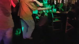 Пожилой мужчина танцует со своей супругой Сальсу) Monika und Smokey (15.02.2020)