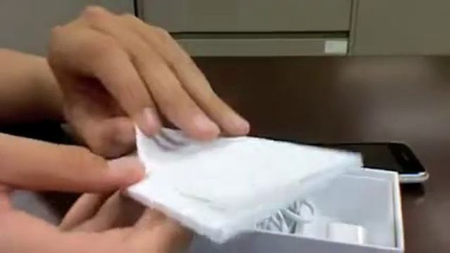 iPhone 3g (16 GB white) unboxing смотреть онлайн