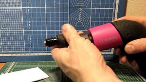 Bosch DIY - IXO VI, Ч-VII: эксцентриковые насадки - отворачивание/заворачивание и сверление