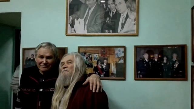 открытие картинной галереи Джуны смотреть онлайн