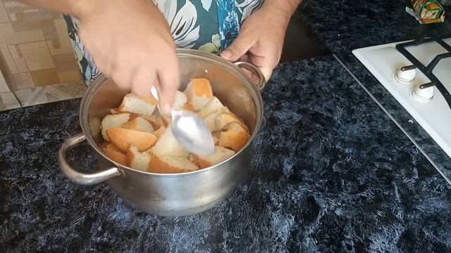 Шарлотка с яблоками без муки. Советский рецепт яблочного пирога.