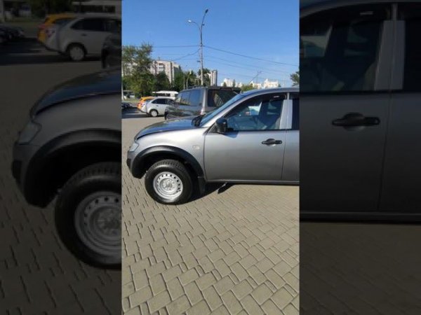 Mitsubishi L200 2015 год