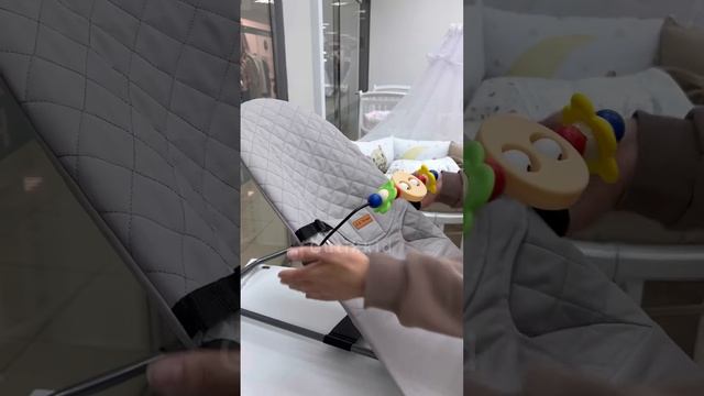 Удобный шезлонг для новорождённых Gutikkid-Kenga? смотреть онлайн