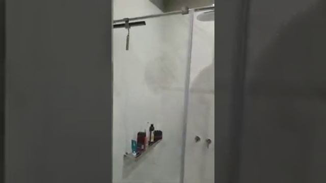 Угловая душевая кабинка Sagitta