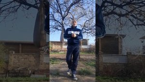 5 кю, желтый пояс с зеленой полоской. Шотей учи джодан.