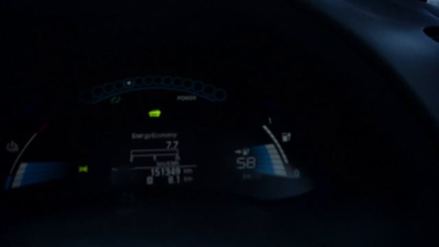 Забираю Nissan Leaf с автовоза - Черная Молния. Первые впечатления от разницы поколений Ze0 и Aze0 смотреть онлайн