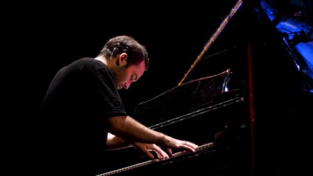 Mozart - Piano Concerto no. 20 KV 466 en re menor - Germán Faig смотреть онлайн